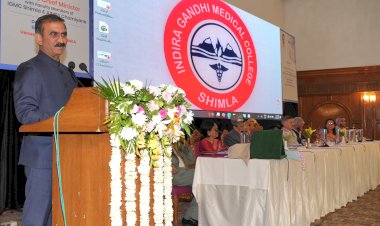 नर्सों की भर्ती में कोरोना वारियर्स को प्राथमिकता देगी सरकारः सीएम