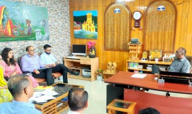 नशा मुक्ति केंद्र की स्थापना के लिए डीसी ने अधिकारियों के साथ की चर्चा