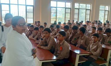 विद्यालयों में विश्व तंबाकू निषेध दिव  पर ब्रह्माकुमारीज का जागरूकता अभियान
