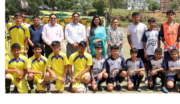 कांगड़ा जिला में खेलों के लिए अत्याधुनिक सुविधाएं होंगी उपलब्ध: डीसी