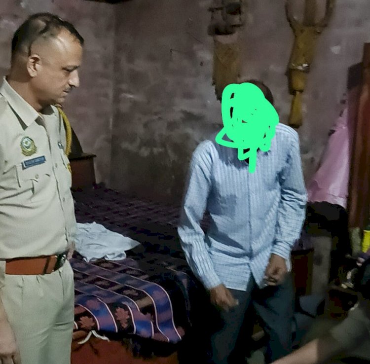 16 लीटर अवैध शराब यहां से पकड़ी , पुलिस ने आरोपी दबोचा...