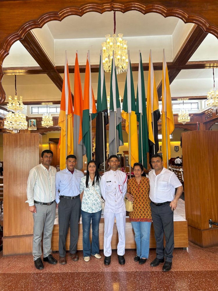 सिरमौर के दुर्गम क्षेत्र रोनहाट के  विवेक सिंह चौहान ने मिलिट्री ट्रेनिंग पूर्ण की गांव में जश्न का माहौल..