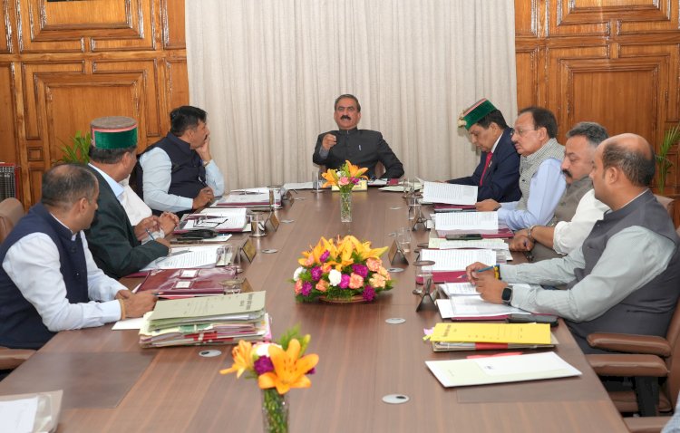 गृह रक्षा स्वयंसेवकों के 700 पद भरने व 203 पंचायत सचिवों (जिला परिषद कैडर) को नियमित करने पर मोहर लगाई मंत्रिमंडल ने