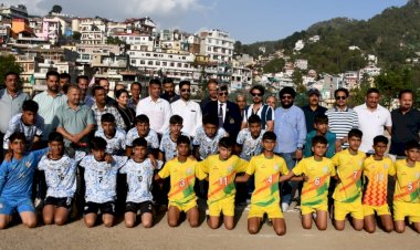 युवाओं को नशे से दूर रखने में खेल महत्वपूर्ण - डॉ. शांडिल 7-ए साइड राष्ट्रीय फुटबॉल प्रतियोगिता सम्पन्न