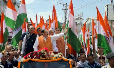 जेपी नड्डा तिरंगा यात्रा में उपस्थित, सेना का बढ़ाया मनोबल