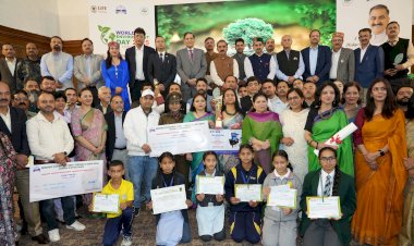 मुख्यमंत्री ने विश्व पर्यावरण दिवस पर पर्यावरण उत्कृष्टता पुरस्कार प्रदान किए