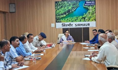 सिरमौर में 74 पीड़ितों को 68.20 लाख की राहत राशि वितरित : प्रियंका वर्मा