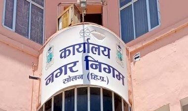 सोलन नगर निगम के नाम पर पीएम आवास योजना की  किश्त जारी करवाने के लिए 7 हजार को डिमांड: कमिश्नर बोली गैर कानूनी .….