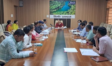 उपायुक्त की अध्यक्षता में आयोजित हुई जिला स्तरीय सतर्कता समिति तथा जिला स्तरीय सार्वजनिक वितरण समिति की समीक्षा बैठक