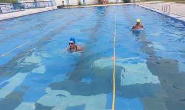 50 मीटर वेस्ट स्ट्रोक प्रतिस्पर्धा में दीपक कुमार ने पहला स्थान प्राप्त किया.  जिला स्तरीय तैराकी प्रतियोगिता संपन्न ,30 खिलाड़ियों ने दिखाया दम.