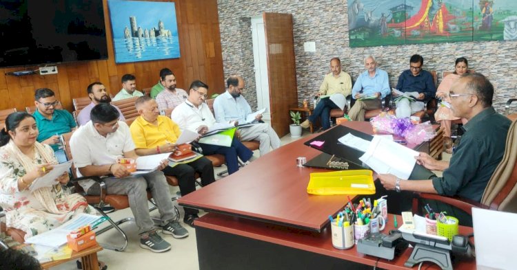 आयुर्वेदिक अस्पताल में 1.33 करोड़ के अनुमानित आय-व्यय को दी मंजूरी