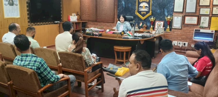 जिला प्रशासन आपदा के मद्देनजर पूरी तरह सतर्क, राहत और बचाव कार्यों के लिए टीमें मुस्तैदी से क्रियाशील : उपायुक्त तोरुल रवीश