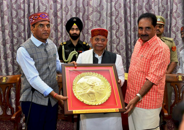 केंद्रीय मंत्री मनसुख मांडविया ने राज्यपाल के नशामुक्त अभियान को भरपूर  सहयोग का आश्वासन दिया.... ईएसआईसी को नशा विरोधी पहल से जोड़ा जाएगा