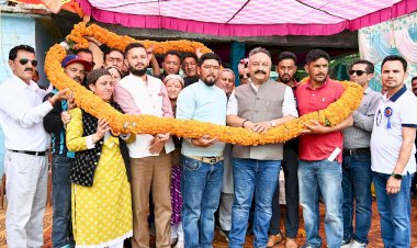 शिक्षा मंत्री ने 9.40 करोड़ से बनी "गलछू कोठू गारली" सड़क का किया उद्घाटन