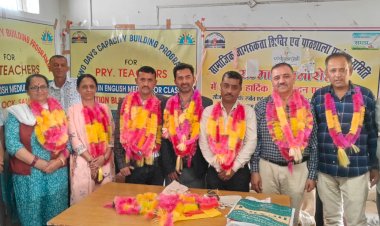 कमल शर्मा  प्राथमिक शिक्षक संघ  के अध्यक्ष .....