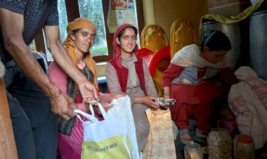 प्राकृतिक आपदा में आंगनबाड़ी कार्यकर्ताओं ने निभाई अहम जिम्मेदारी