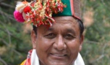 काले कपड़े, जूते-चप्पल फैंककर सरकारी वाहन पर लगे राष्ट्रीय ध्वज का किया अपमानः जगत सिंह नेगी