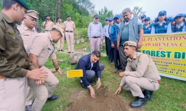 वृक्षों से ही जीवन, इसकी सुरक्षा हम सभी का कर्तव्य - अशोक कुमार