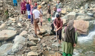 जंजैहली में मनरेगा के तहत आपदा उपरांत पुनर्निर्माण कार्यों की समीक्षा बैठक आयोजित