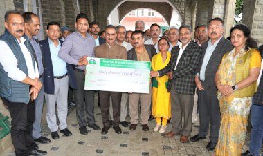 मुख्यमंत्री राहत कोष में 47,05,683 रुपये का अंशदान