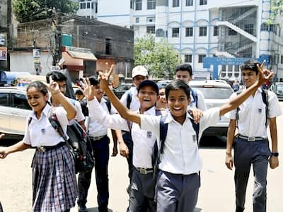 डिजास्टर में डीसी ने स्कुलों में की छुट्टी, जब आदेशों पर क्लेरिफिकेशन मांगी तो सरकार शिक्षकों को 9 किस्म के गिना दिये काम.. अब आना होगा स्कूल..
