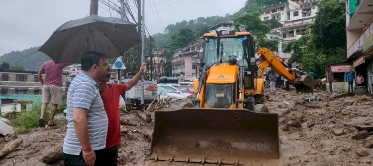 ग्राऊंड जीरो पर डटे रहे उपायुक्त, राहत कार्यों में होमगार्ड जवानों ने निभाई अहम भूमिका