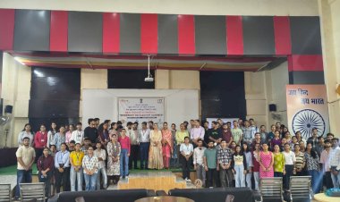 मेरा युवा भारत हमीरपुर के सौजन्य से कैरियर पॉइंट यूनिवर्सिटी हमीरपुर में केंद्र की प्रमुख योजनाओं पर आधारित किया गया एकदिवसीय कार्यशाला का आयोजन ।