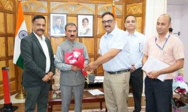 मुख्यमंत्री से एचडीएफसी बैंक के जोनल हेड ने भेंट की