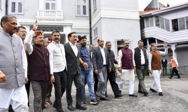 कांग्रेस सरकार की गलत नीतियों और भ्रष्टाचार की बजह से हुआ राज्य से उद्योगों का पलायन : जयराम ठाकुर