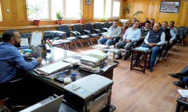 उपायुक्त किन्नौर ने आदि कर्मयोगी अभियान की बैठक की अध्यक्षता की