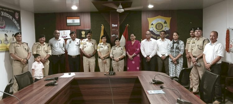 हमीरपुर के 5 पुलिस कर्मचारियों को मिले गृह मंत्रालय के उत्कृष्ट सेवा पदक