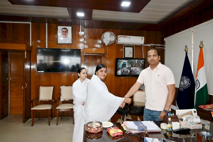 ब्रह्माकुमारियों ने उपायुक्त बिलासपुर को बांधी राखी
