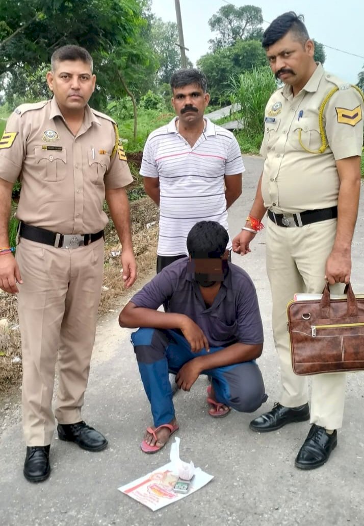 8.90 ग्राम स्मैक पकड़ी: भगवान पुर निवासी धरा....