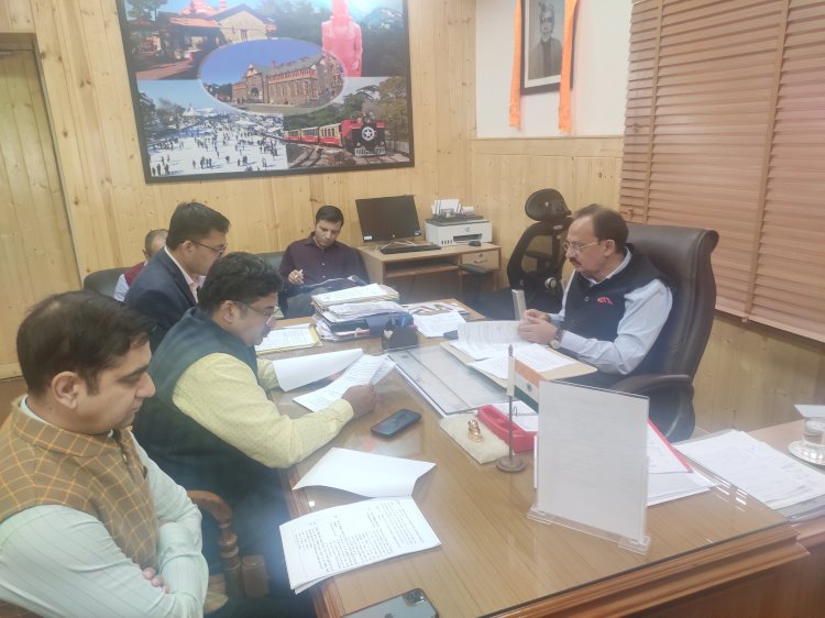 उद्योग मंत्री ने की बल्क ड्रग पार्क की उच्च स्तरीय समिति की बैठक की अध्यक्षता
