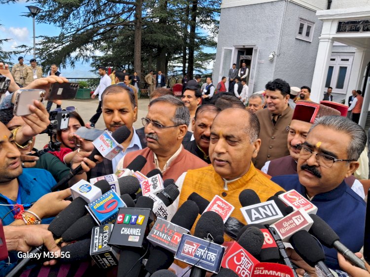 डीए के मुद्दे पर विपक्ष ने सदन से किया वॉक आउट, मुख्यमंत्री के जवाब से साफ है कि वह कर्मचारियों को डीएनहीं देना चाहते हैं : जयराम ठाकुर