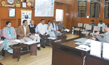 सभी उपमंडल में ब्लैक स्पॉट्स की सूची करें तैयार - उपायुक्त