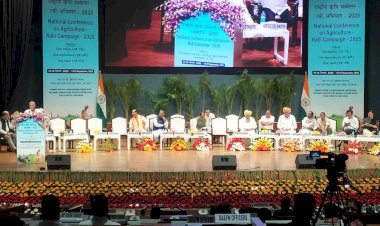 कृषि मंत्री ने राष्ट्रीय सम्मेलन कृषि-रबी अभियान में भाग लिया