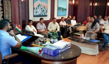 उपायुक्त ऊना की अध्यक्षता में जिला सहकारी विकास समिति की बैठक सम्पन्न