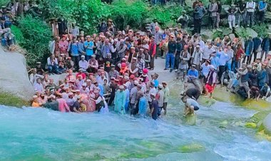 तीर्थन नदी महोत्सव: संस्कृति व पर्यावरण संरक्षण का संकल्प।