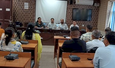 पंचायत स्तर पर डोर-टू-डोर प्लास्टिक कचरा संग्रहण हेतु बैठक आयोजित