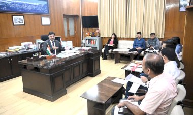 शिमला शहर में पाइप्ड प्राकृतिक गैस की आपूर्ति को लेकर बैठक का आयोजन