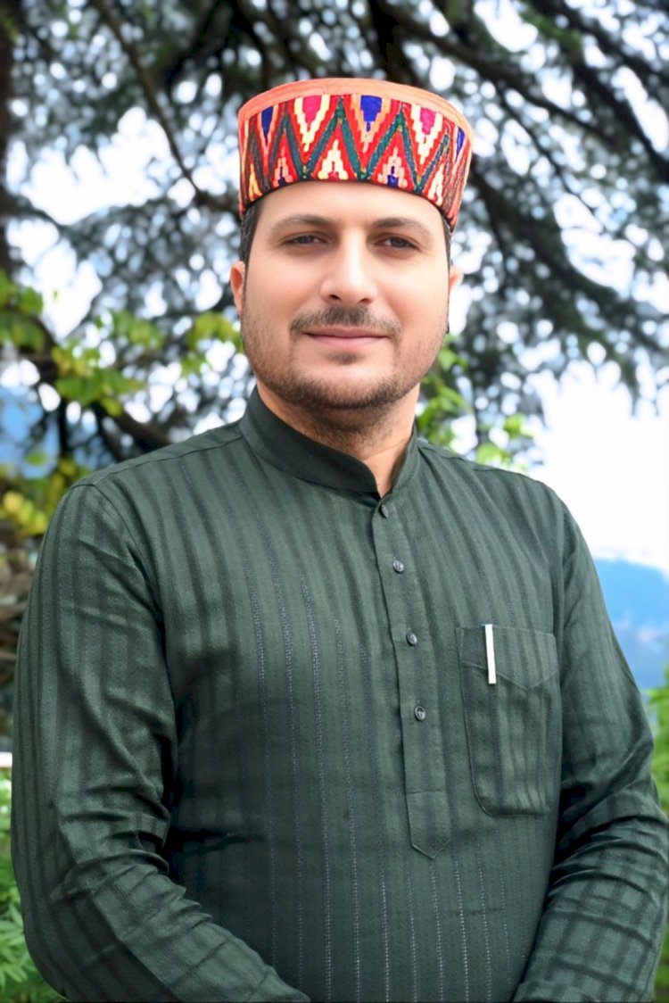 सड़कों की बदहाली से सेब-सब्ज़ी मंडियों तक नहीं पहुँच पा रही, किसान-बागवानों की मेहनत बर्बादी के कगार पर : राकेश जम्वाल