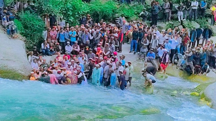 तीर्थन नदी महोत्सव: संस्कृति व पर्यावरण संरक्षण का संकल्प।