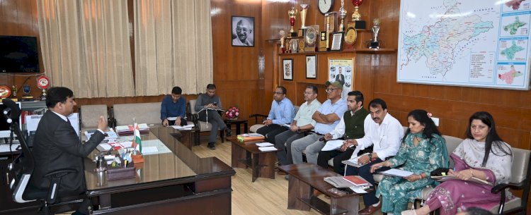 जिला में सार्वजनिक वितरण प्रणाली को बेहतर बनाने के लिए विभाग सक्रियता से करे कार्य - उपायुक्त