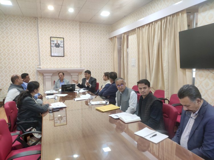 प्रदेश सरकार औद्योगिक विकास को गति प्रदान कर स्वरोजगार सृजन के लिए प्रतिबद्धः उद्योग मंत्री