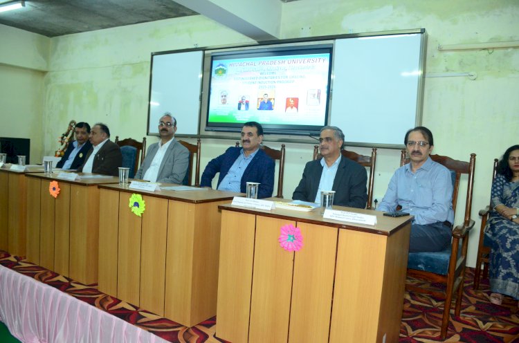 विद्यार्थी एआई की सीमाओं और रचनात्मक उपयोग पर करें विचार: प्रो. महावीर सिंह