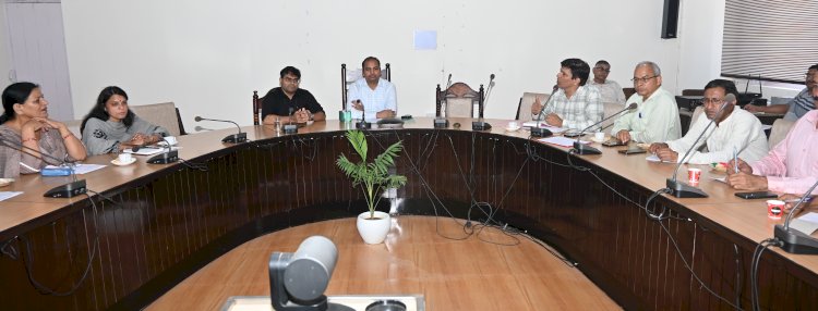 रेडक्राॅस सोसायटी के साथ ज्यादा से ज्यादा लोगों को जोड़ा जाना चाहिए: राहुल कुमार