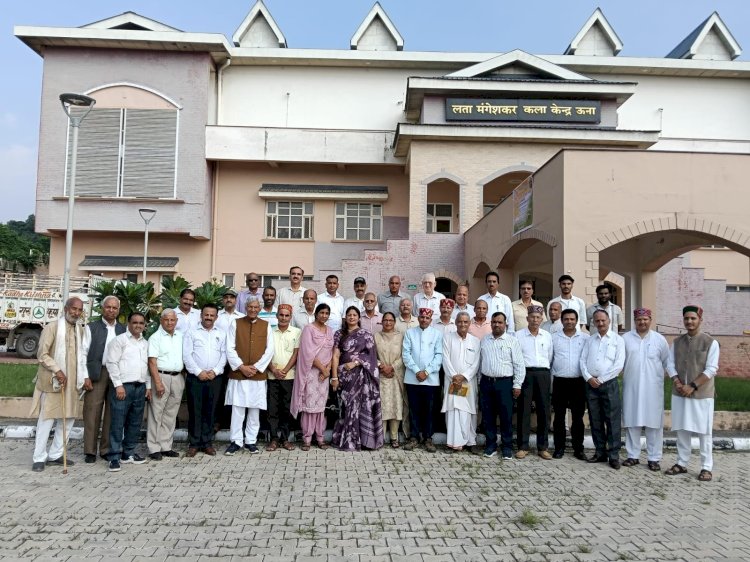 आचार्य दिवाकरदत्त शर्मा जयंती पर ऊना में राज्य स्तरीय लेखक संगोष्ठी और कवि सम्मेलन का आयोजन