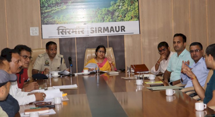 मादक पदार्थों की गतिविधियों की जानकारी टोल फ्री नम्बर 1933 पर दें