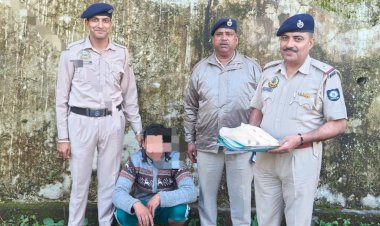 नाहन : सराहां में पकड़ी 351 ग्राम चरस, सड़क पर आरोपी पैदल चल रहा था नशीला पदार्थ लेकर..अन्य मामले में 8 बोतलें बरामद की..